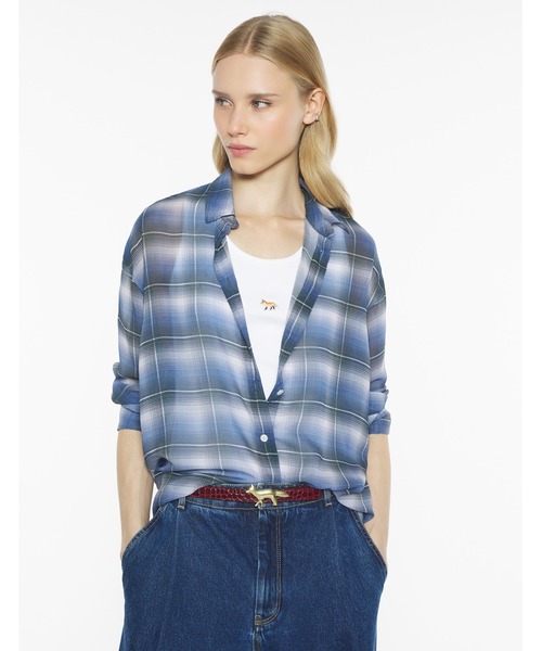 Maison Kitsune（メゾンキツネ）の「FLUID CASUAL SHIRT（シャツ/ブラウス・レディース・ブルー・34/36/38）」の5枚目の写真
