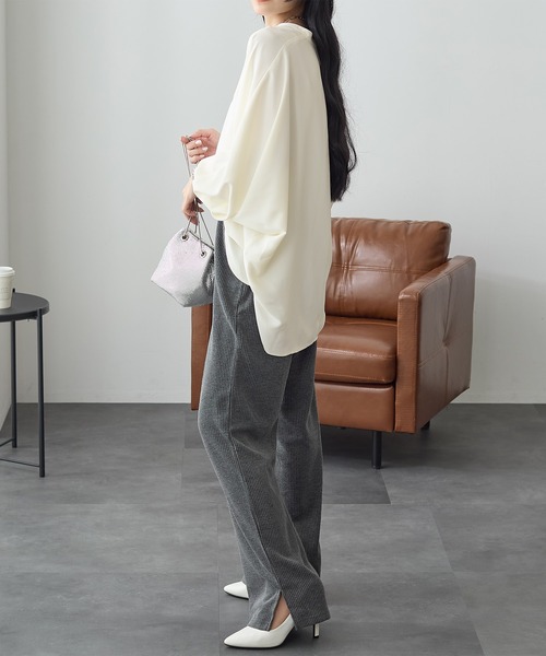 ReDial(リダイアル)の「リブカフススキッパーブラウス(シャツ/ブラウス・レディース・ブラック/カーキ/チャコールグレー/オフホワイト・L/M/3L/LL)」の20枚目の写真