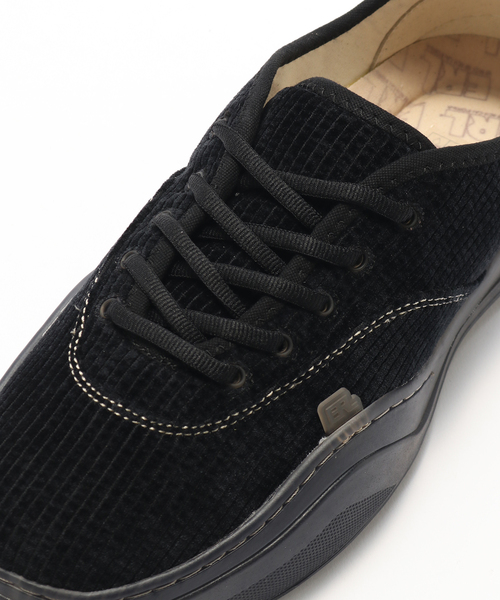 ERL(イーアールエル)の「ERL / イーアールエル UNISEX CORDUROY COUPE SNEAKERS(スニーカー・メンズ・ブラック・90/100/110)」の6枚目の写真