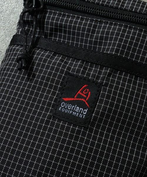 Overland(オーバーランド)の「【OverLand EQUIPMENT/オーバーランドイクイップメント】MINI SACOCHE / ミニ サコッシュ(ボディバッグ/ウエストポーチ・メンズ・ブラック/ホワイト・FREE)」の7枚目の写真