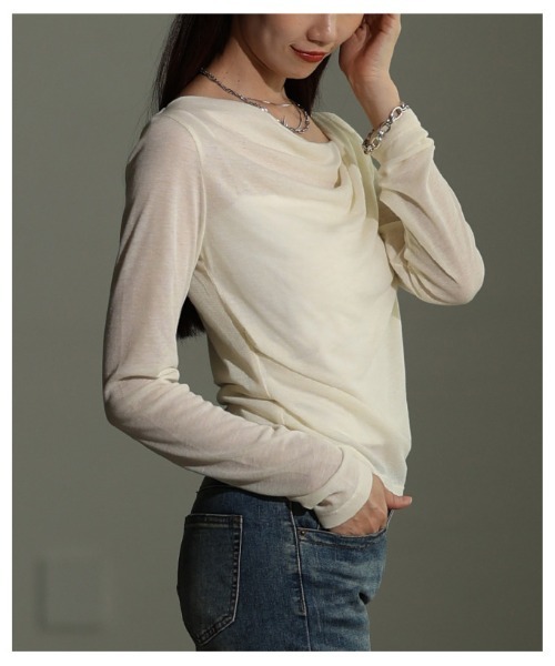 Sawa a la mode(サワアラモード)の「ドレープネックカットソー(Tシャツ/カットソー・レディース・ブラック/アイボリー/グレー・FREE)」の6枚目の写真