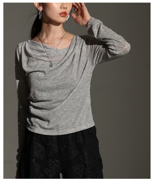Sawa a la mode(サワアラモード)の「ドレープネックカットソー(Tシャツ/カットソー・レディース・ブラック/アイボリー/グレー・FREE)」の22枚目の写真