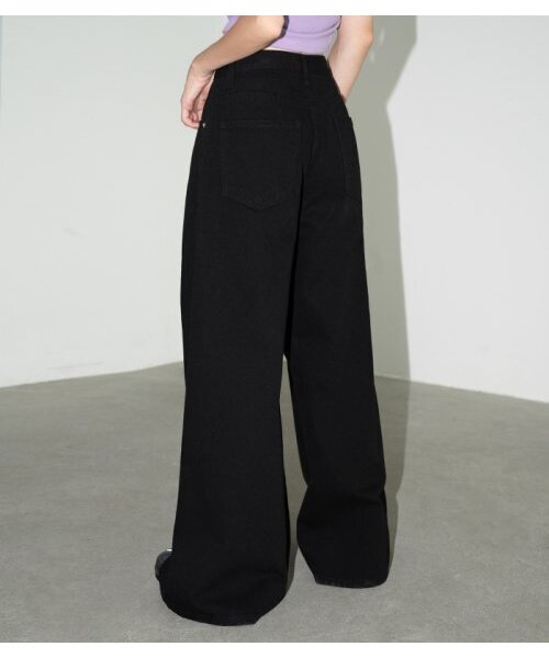 AVANDRESS(アバンドレス )の「Big Wide Long Pants COTTON BLACK(デニムパンツ・レディース・その他・LARGE)」の2枚目の写真