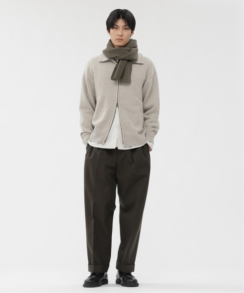 MARGARET HOWELL（マーガレットハウエル）の「WOOL CASHMERE SILK（カーディガン/ボレロ・メンズ・ブラック/ライトベージュ・MEDIUM/LARGE）」の7枚目の写真