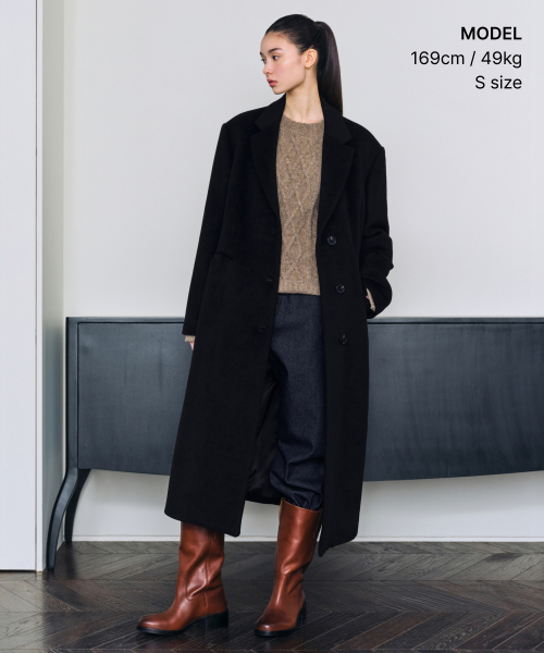 MUSINSA STANDARD WOMAN（ムシンサスタンダードウーマン）の「ウィメンズカシミヤブレンドオーバーショルダーシングルコート[ブラック]（チェスターコート・レディース・その他・SMALL/MEDIUM/LARGE/X-SMALL）」の2枚目の写真