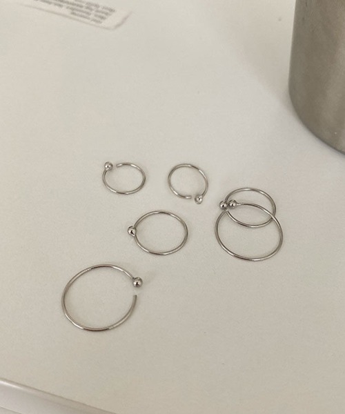 tunee(チュニー)の「【526526】シンプルドットリングミニフープピアス(RZ)(ピアス(両耳用)・レディース・シルバー・6/8/10/12)」の2枚目の写真