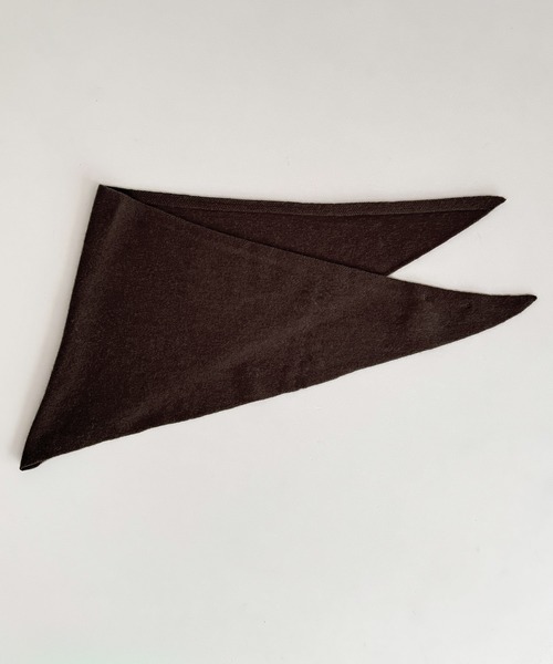 CANAL JEAN（キャナルジーン）の「El mar　ウールトライアングルスカーフ（バンダナ/スカーフ・レディース・ネイビー/ブラウン/グレー・ONE SIZE）」の4枚目の写真