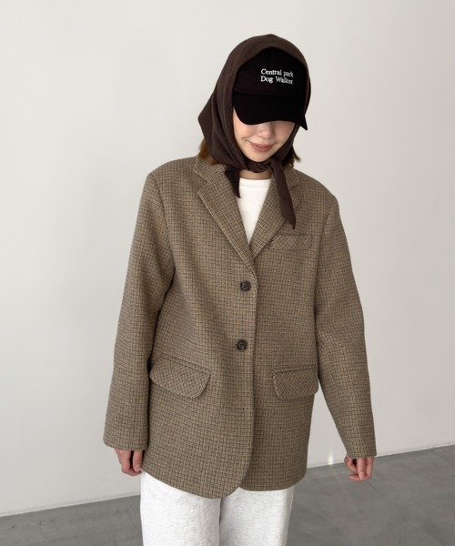 CANAL JEAN（キャナルジーン）の「El mar　ウールトライアングルスカーフ（バンダナ/スカーフ・レディース・ネイビー/ブラウン/グレー・ONE SIZE）」の9枚目の写真