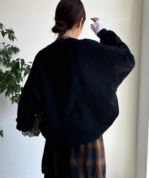 DouDou（ドゥドゥ）の「ボンバーヒートロゴトップス（スウェット・レディース・キャメル/ブラック/アイボリー・FREE）」の16枚目の写真