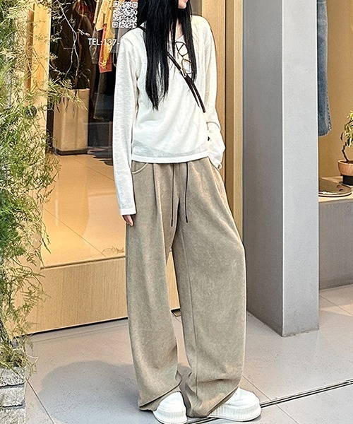 gossip!ロサンゼルス(ゴシップロサンゼルス)の「YUGA ハイウエスト フリースニットパンツ(その他パンツ・レディース・ブラック/カーキ/ダークブラウン/ダークグレー・M/L)」の7枚目の写真