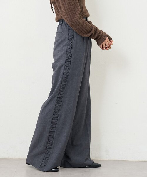 Kastane(カスタネ)の「【一部店舗限定/3サイズ展開/高身長サイズ/低身長サイズ】B サイドシャーリングスラックス(その他パンツ・レディース・チャコールグレー/ブラウン・0/1/2)」の20枚目の写真