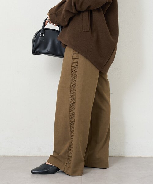 Kastane(カスタネ)の「【一部店舗限定/3サイズ展開/高身長サイズ/低身長サイズ】B サイドシャーリングスラックス(その他パンツ・レディース・チャコールグレー/ブラウン・0/1/2)」の15枚目の写真