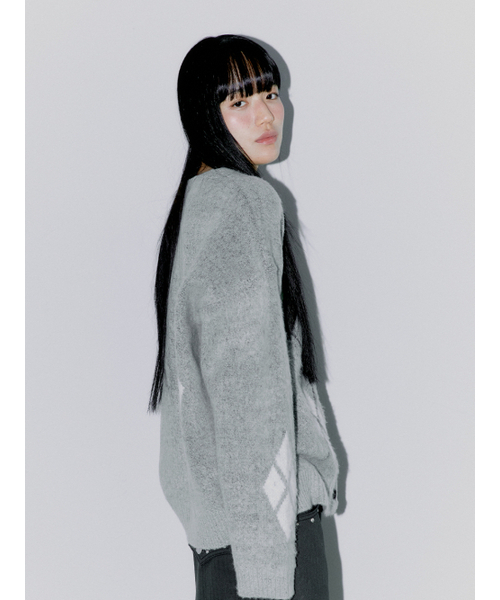 OAFISH(オアフィッシュ)の「SCATTERED ARGYLE CARDIGAN, GRAY(カーディガン/ボレロ・レディース・その他・FREE)」の3枚目の写真