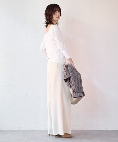 RIVE DROITE(リヴドロワ)の「【ニットのインナーにも】スクエアネックカットソー(Tシャツ/カットソー・レディース・ホワイト/ブラック・FREE)」の5枚目の写真