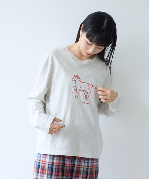 bulle de savon（ビュルデサボン）の「ポニー刺繍 ロンＴ（Tシャツ/カットソー・レディース・ライム/オートミール/ネイビー・FREE）」の4枚目の写真