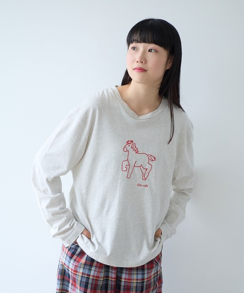 bulle de savon（ビュルデサボン）の「ポニー刺繍 ロンＴ（Tシャツ/カットソー・レディース・ライム/オートミール/ネイビー・FREE）」の5枚目の写真