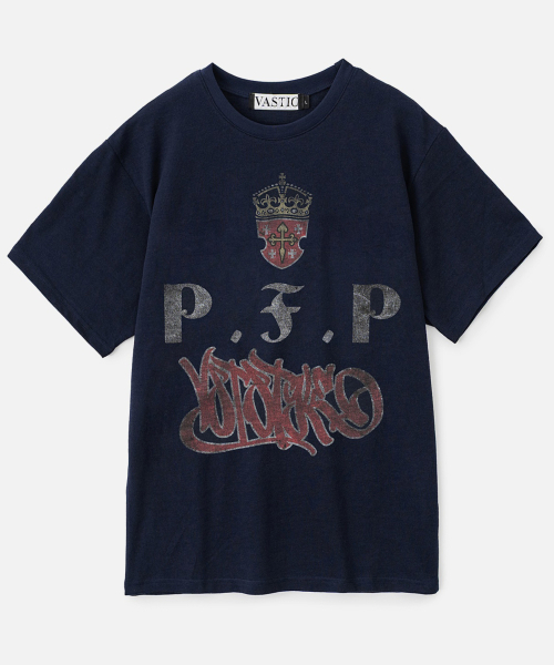 VASTIC（バスティック）の「クラウンエンブレムTシャツ_ネイビー（Tシャツ/カットソー・メンズ・その他・MEDIUM/LARGE/X-LARGE）」の2枚目の写真