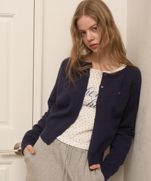 Birthday room（バースデイルーム）の「小花ロゴロンT/Small flower logo long sleeve t-shirt（Tシャツ/カットソー・レディース・アイボリー/ブルー・FREE）」の13枚目の写真