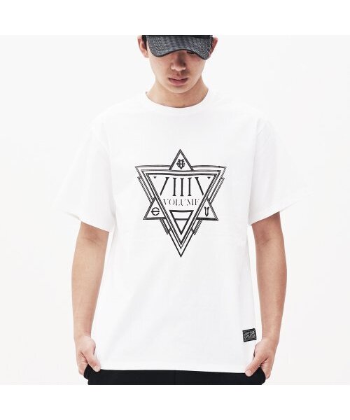 EIGHTVOLUME(エイトボリューム)の「EVスターロゴホワイトTシャツ(Tシャツ/カットソー・メンズ・その他・LARGE/MEDIUM)」の4枚目の写真