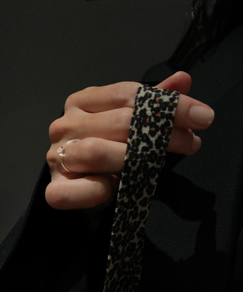 OURTHINGS（アワーシングス）の「Water Trace Ring Mountain（リング・レディース・その他・#10/#12/#14）」の5枚目の写真