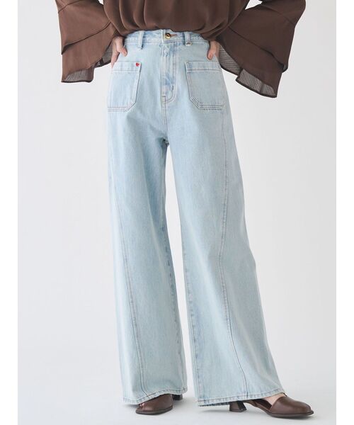 LAGUNAMOON（ラグナムーン）の「パッチポケットセミワイドデニムパンツ（デニムパンツ・レディース・ブラック/ライトブルー/ブルー・SMALL/MEDIUM）」の2枚目の写真