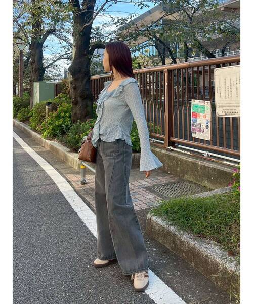 LAGUNAMOON(ラグナムーン)の「パッチポケットセミワイドデニムパンツ(デニムパンツ・レディース・ブラック/ライトブルー/ブルー・SMALL/MEDIUM)」の13枚目の写真