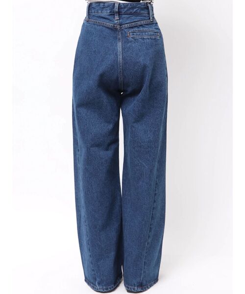 LAGUNAMOON(ラグナムーン)の「パッチポケットセミワイドデニムパンツ(デニムパンツ・レディース・ブラック/ライトブルー/ブルー・SMALL/MEDIUM)」の20枚目の写真