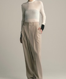 CINOH（チノ）の「WOOL TWO TUCK PANTS（スラックス）」