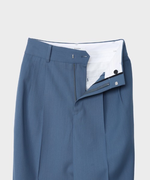 CINOH（チノ）の「WOOL TWO TUCK PANTS（その他パンツ・レディース・ベージュ/ブラック/ブルー・36/38）」の19枚目の写真