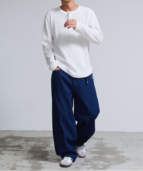 SILVER BULLET(シルバーバレット)の「『GERRY/ジェリー』デニムバレルレッグパンツ(デニムパンツ・メンズ・グレー/ワンウォッシュ/ブルー/ブラック・L/M/LL)」の9枚目の写真