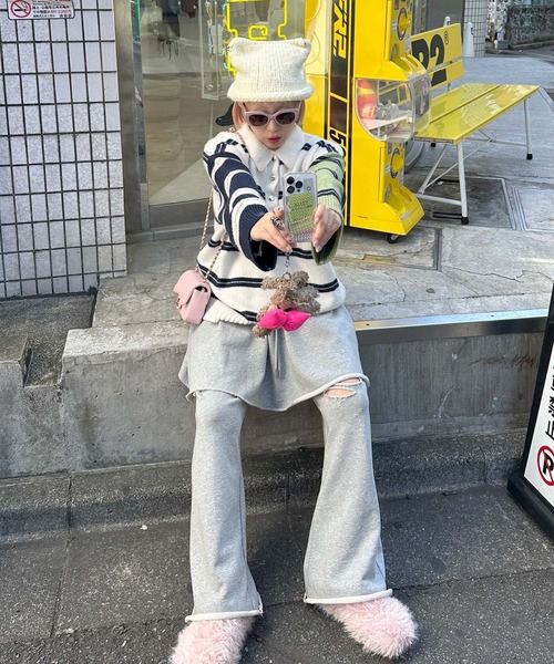 Alley Tokyo(アリートーキョー)の「BIGラガーニット(ニット/セーター・レディース・ホワイト系/ブルー/ピンク・FREE)」の8枚目の写真