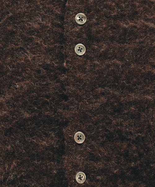 Adoon plain(アドーンプレーン)の「Multi-Button Shaggy Knit Cardigan / マルチボタンシャギーニットカーディガン(カーディガン/ボレロ・メンズ・ライトグリーン/ダークブラウン/ブラック・LARGE/MEDIUM)」の11枚目の写真