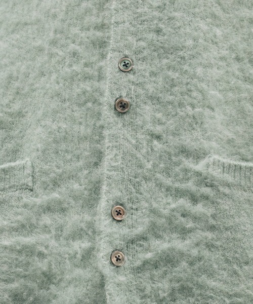 Adoon plain(アドーンプレーン)の「Multi-Button Shaggy Knit Cardigan / マルチボタンシャギーニットカーディガン(カーディガン/ボレロ・メンズ・ライトグリーン/ダークブラウン/ブラック・LARGE/MEDIUM)」の8枚目の写真
