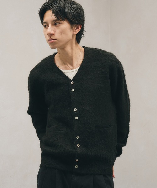 Adoon plain(アドーンプレーン)の「Multi-Button Shaggy Knit Cardigan / マルチボタンシャギーニットカーディガン(カーディガン/ボレロ・メンズ・ライトグリーン/ダークブラウン/ブラック・LARGE/MEDIUM)」の15枚目の写真