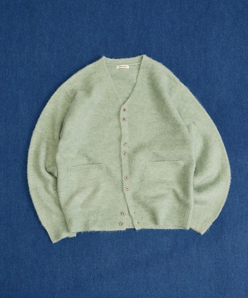 Adoon plain(アドーンプレーン)の「Multi-Button Shaggy Knit Cardigan / マルチボタンシャギーニットカーディガン(カーディガン/ボレロ・メンズ・ライトグリーン/ダークブラウン/ブラック・LARGE/MEDIUM)」の9枚目の写真
