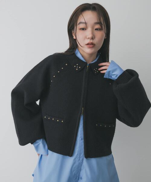 SENSE OF PLACE by URBAN RESEARCH（センスオブプレイスバイアーバンリサーチ）の「『洗濯可』スタッズデザインカーディガン（カーディガン/ボレロ・レディース・チャコールグレー/ブラック/ベージュ・ONE）」の4枚目の写真