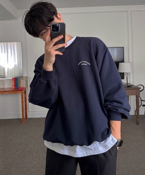 NOWLE(ノウル)の「【NOWLE】ワンポイント アーチロゴ プルオーバー スウェット(スウェット・メンズ・ダークネイビー/ブラック・LARGE/MEDIUM/X-LARGE)」の2枚目の写真