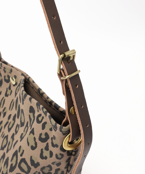 Spick & Span(スピックアンドスパン)の「Leminor/ルミノア 別注TOILE MARCHE(レオパード)(トートバッグ・レディース・ブラウン系その他・FREE)」の8枚目の写真