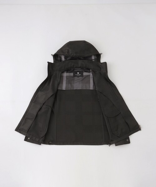 BLACK LABEL CRESTBRIDGE(ブラックレーベル・クレストブリッジ)の「シャドーチェックカルゼパーカー(ブルゾン・メンズ・チャコールグレー/ホワイト系その他・XL/L/M)」の19枚目の写真