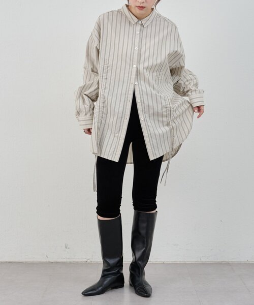 SHENERY（シーナリー）の「ストライプギャザーブラウス（シャツ/ブラウス・レディース・ベージュ/ブルー・FREE）」の3枚目の写真