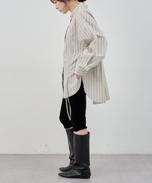 SHENERY（シーナリー）の「ストライプギャザーブラウス（シャツ/ブラウス・レディース・ベージュ/ブルー・FREE）」の4枚目の写真