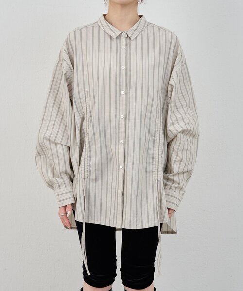 SHENERY（シーナリー）の「ストライプギャザーブラウス（シャツ/ブラウス・レディース・ベージュ/ブルー・FREE）」の10枚目の写真