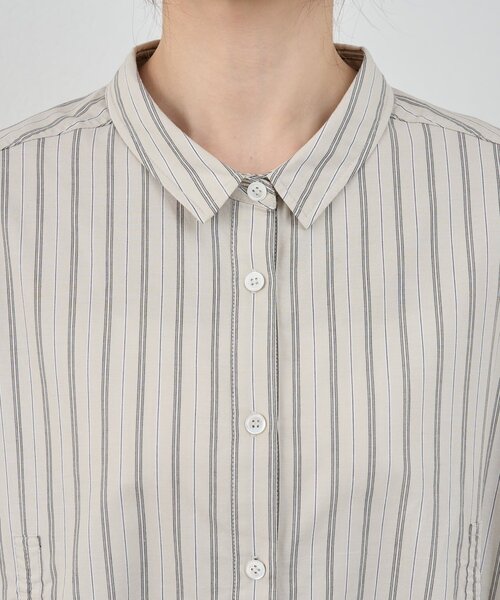 SHENERY（シーナリー）の「ストライプギャザーブラウス（シャツ/ブラウス・レディース・ベージュ/ブルー・FREE）」の13枚目の写真