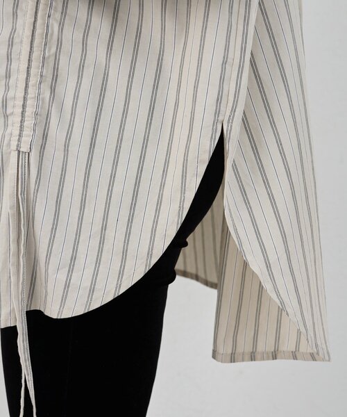 SHENERY（シーナリー）の「ストライプギャザーブラウス（シャツ/ブラウス・レディース・ベージュ/ブルー・FREE）」の17枚目の写真