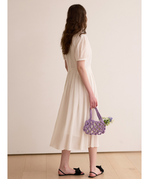 BEMUSE MANSION（ビミューズマンション）の「Volume round tuck flare dress - White（ワンピース・レディース・ホワイト・FREE）」の3枚目の写真