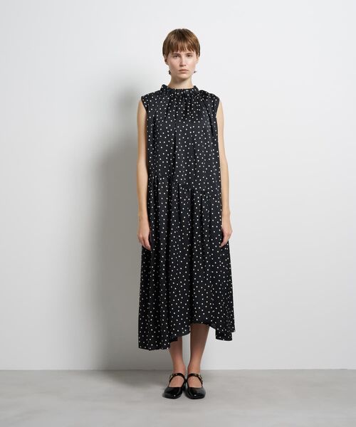 LANVIN en Bleu（ランバンオンブルー）の「Marina dot / Marina Heart ワンピース（ワンピース・レディース・ライトカーキ/ネイビー・38/36）」の3枚目の写真