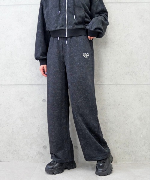 FUN(ファン)の「ムララメスウェットパンツ(スウェットパンツ・レディース・オフホワイト/ブラック/ピンク・M/S)」の2枚目の写真