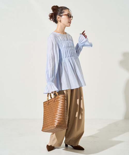 FREAK'S STORE（フリークスストア）の「限定展開　シアー ギャザー フリル袖 ロングスリーブ ブラウス（シャツ/ブラウス・レディース・ナチュラル/ブラック/ブルーグレー/ライトグリーン・ﾌﾘ-）」の12枚目の写真