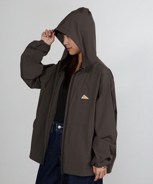 KELTY(ケルティ)の「KELTY/ケルティ コンフォート ロゴ刺繍 パーカーラッシュガード 2026年春夏(パーカー・レディース・ブラック/チャコール/ブルー/ベージュ・M/L/XL)」の3枚目の写真