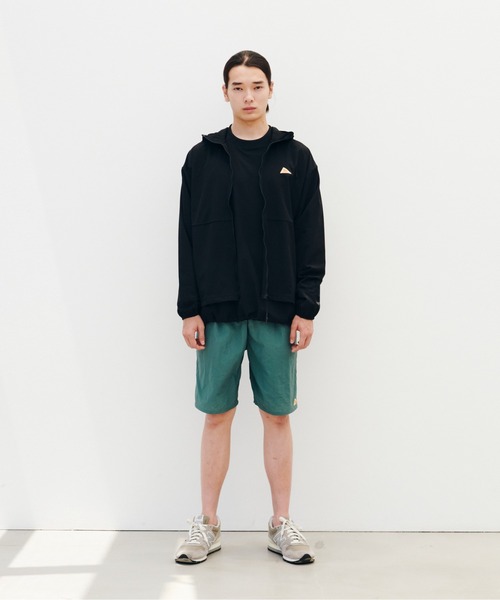 KELTY(ケルティ)の「KELTY/ケルティ コンフォート ロゴ刺繍 パーカーラッシュガード 2026年春夏(パーカー・レディース・ブラック/チャコール/ブルー/ベージュ・M/L/XL)」の12枚目の写真